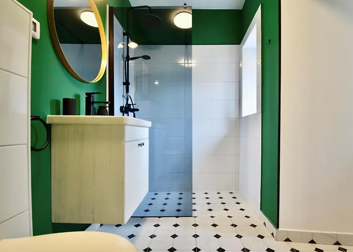 Brand New Centre 2 Lejlighed *