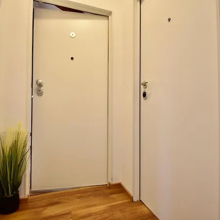 Brand New Centre 2 Appartement
